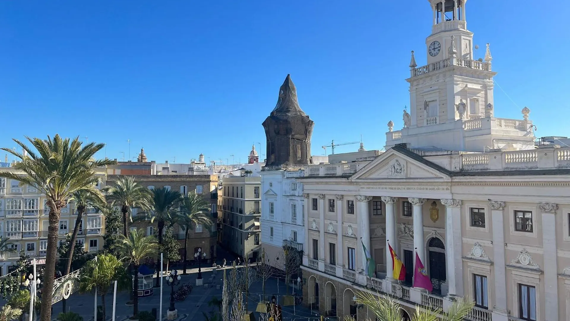 Apartamento The Traveller`s house Atico la plaza con terraza mirador Cádiz