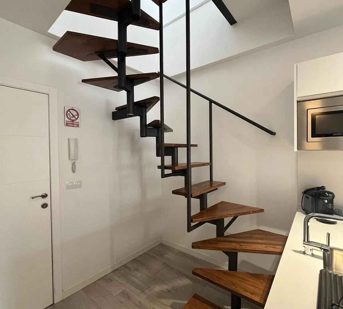 Apartamento The Traveller`s house Atico la plaza con terraza mirador Cádiz