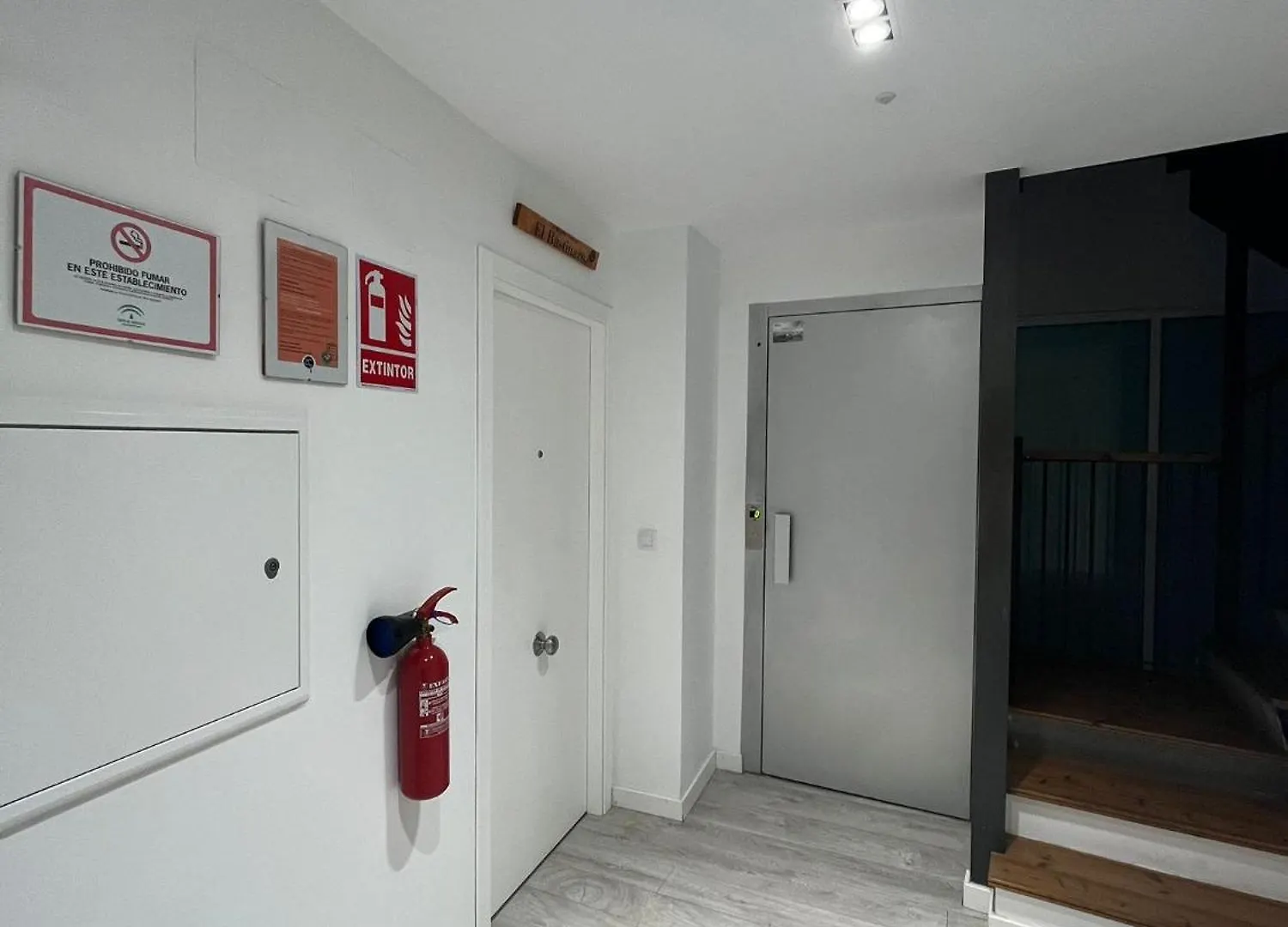 Apartament Penthouse La Plaza En Cadiz Centro Grupo Ac Gestion
